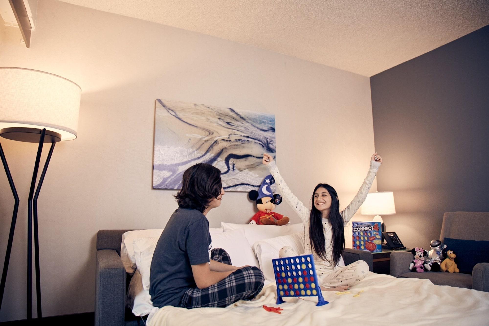 Embassy Suites By Hilton Los Angeles Downey Εξωτερικό φωτογραφία