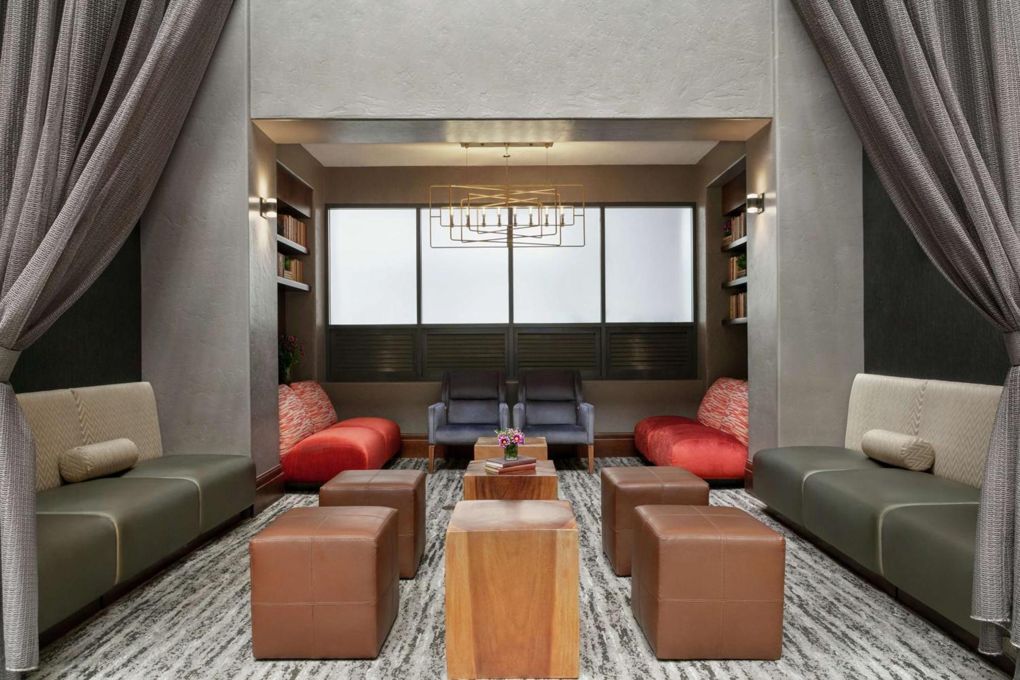 Embassy Suites By Hilton Los Angeles Downey Εξωτερικό φωτογραφία