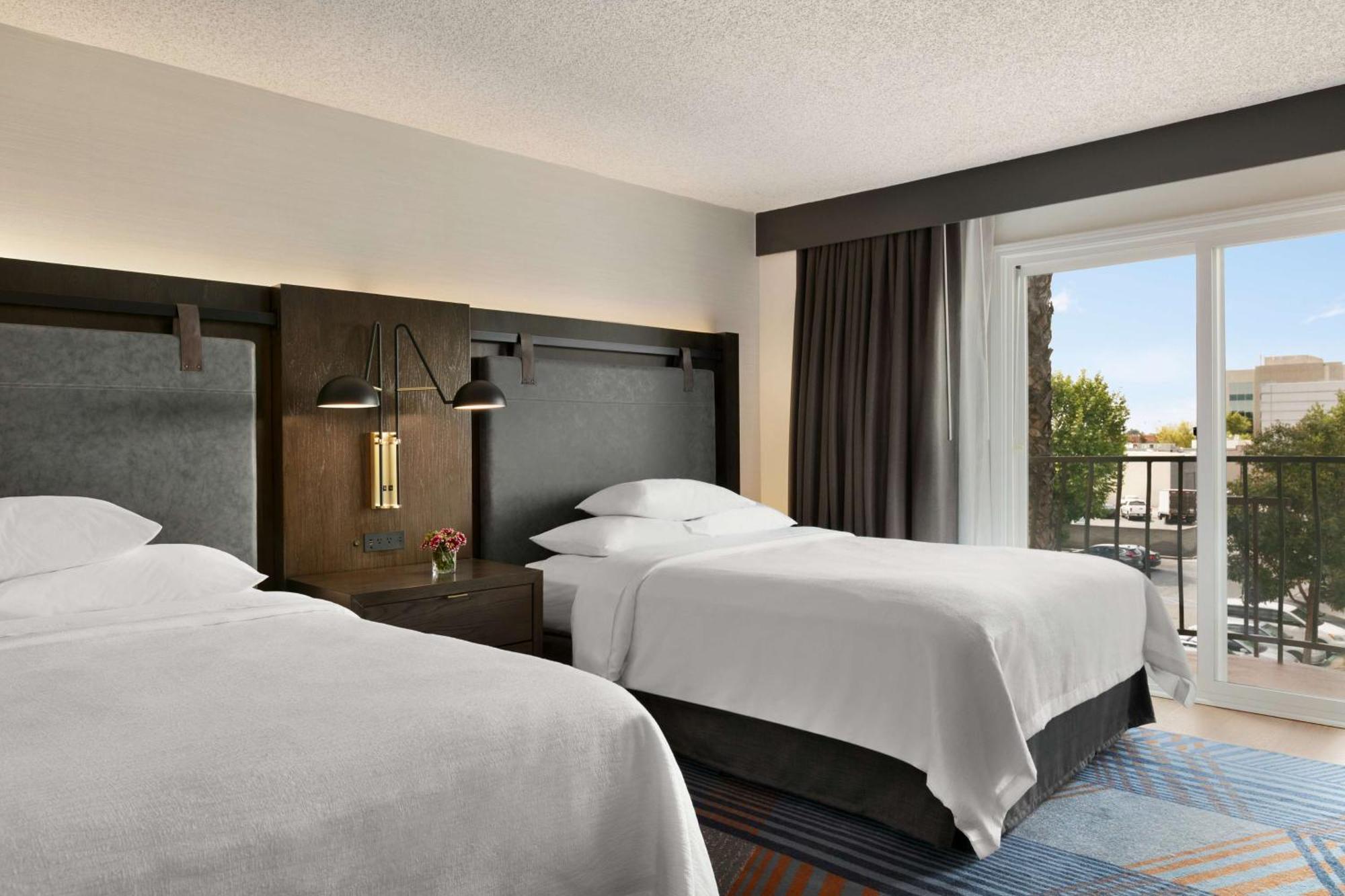 Embassy Suites By Hilton Los Angeles Downey Εξωτερικό φωτογραφία