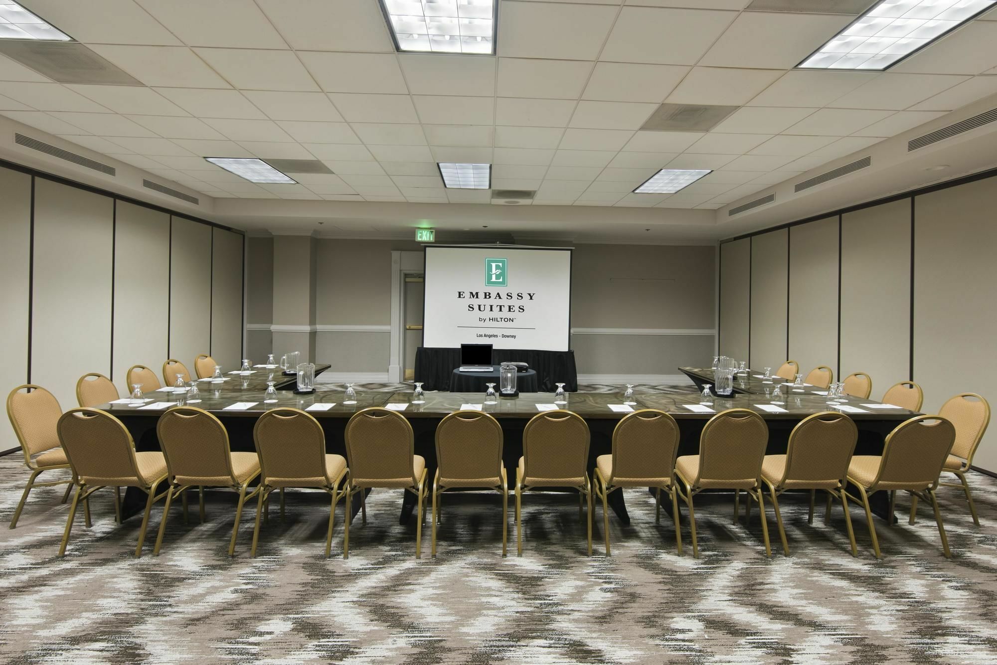 Embassy Suites By Hilton Los Angeles Downey Εξωτερικό φωτογραφία